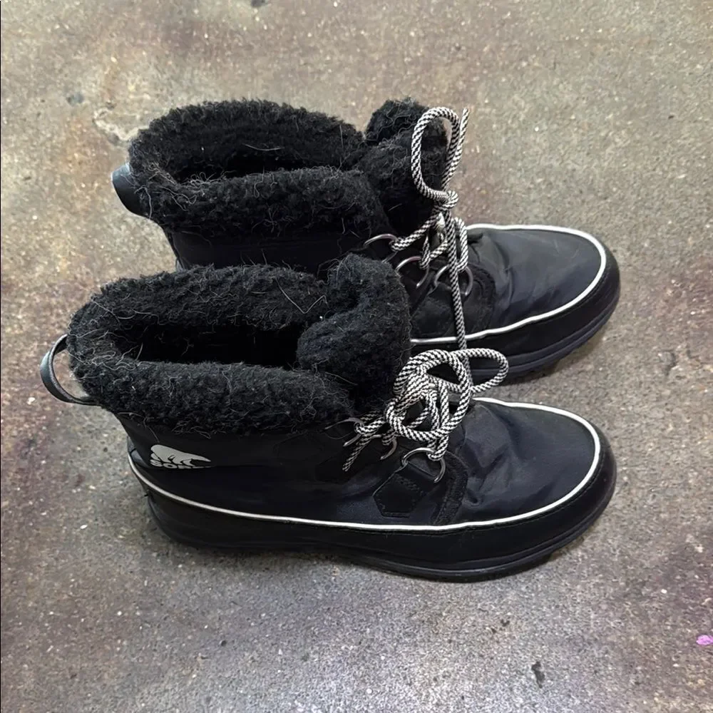 Sorel Black Winter & Rain Boots with Plush Lining and Sturdy Sole